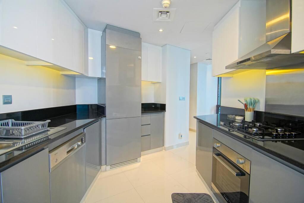 Luxury Hotel Apartment With A Canal View Dubái Exterior foto