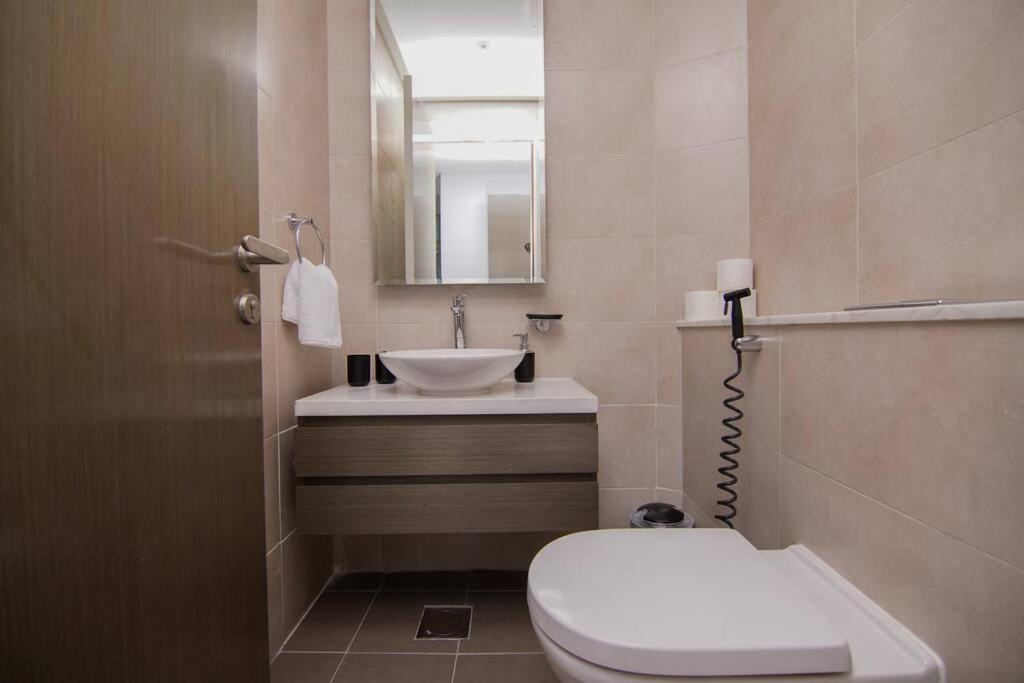 Luxury Hotel Apartment With A Canal View Dubái Exterior foto